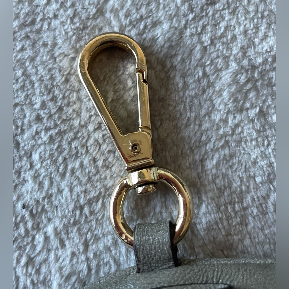 Valentino Garavani Flower Coin Purse/Bag Charm - Picture 13 of 16